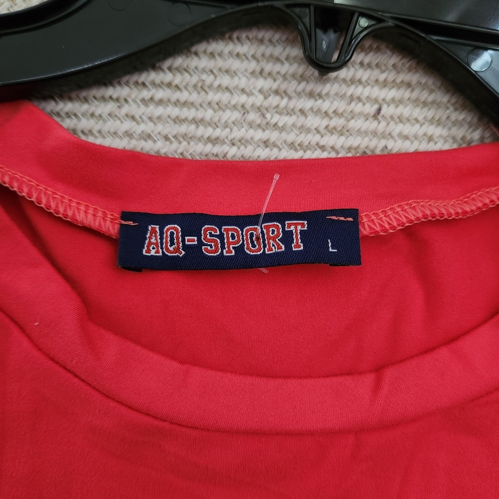 Top - Picture 3 of 3